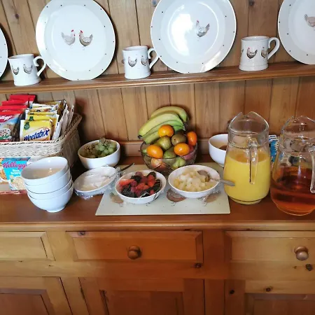 Rainors Farm Bed & Breakfast *